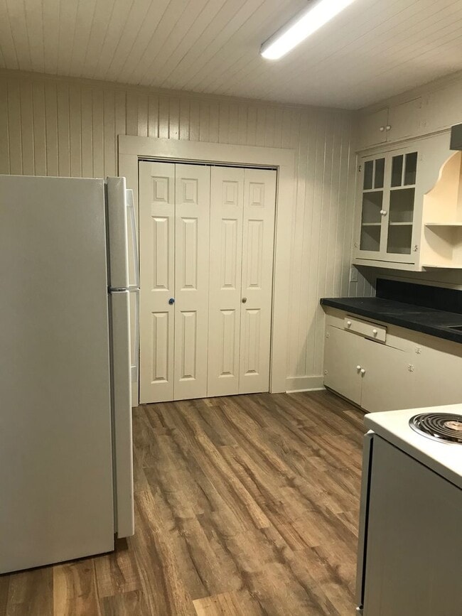 2 bedroom 1 bath home for lease - 2 bedroom 1 bath home for lease
