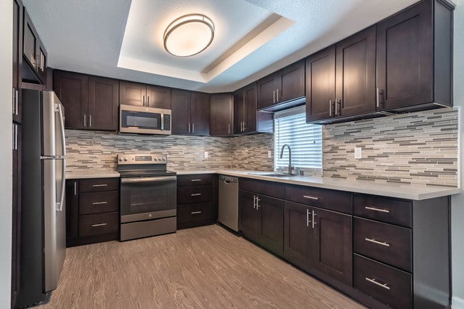 Canyon Crest Views Apartments