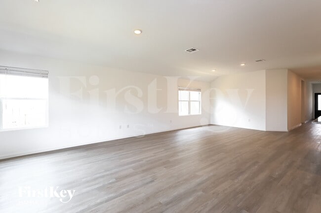 Photo - 6736 Arid Wy