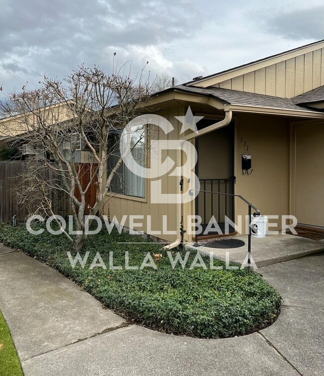 Building Photo - lev107 Unit 111