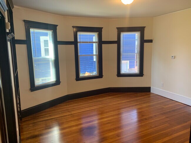 Photo - 44 Easton St