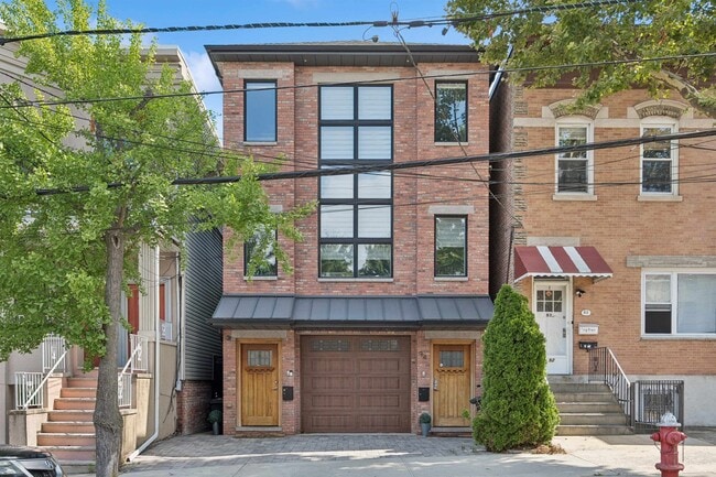 Photo - 94 Leonard St Unidad 2