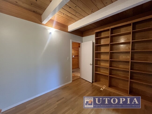 Photo - 10585 Redwood Dr