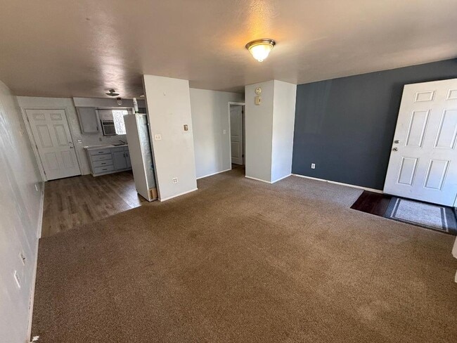 Photo - 373 E 720 S St Unidad 373 E 720 S