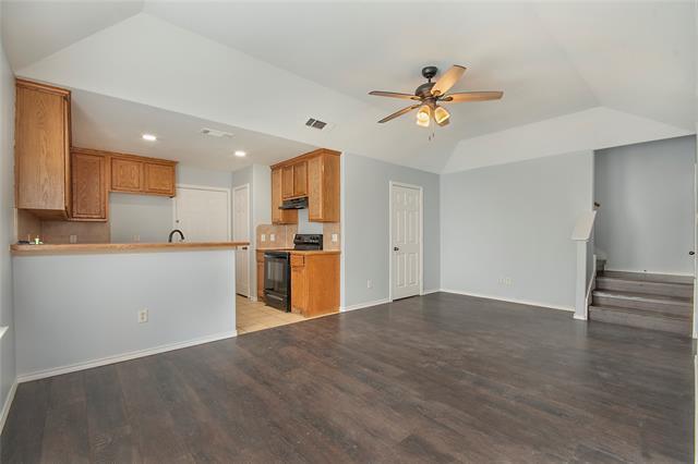 Photo - 1437 N Bluegrove Rd