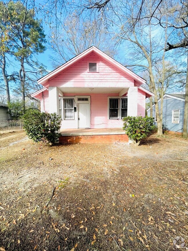 Building Photo - ** 2 bed 1 bath Located behind Jackson Hos... Rental