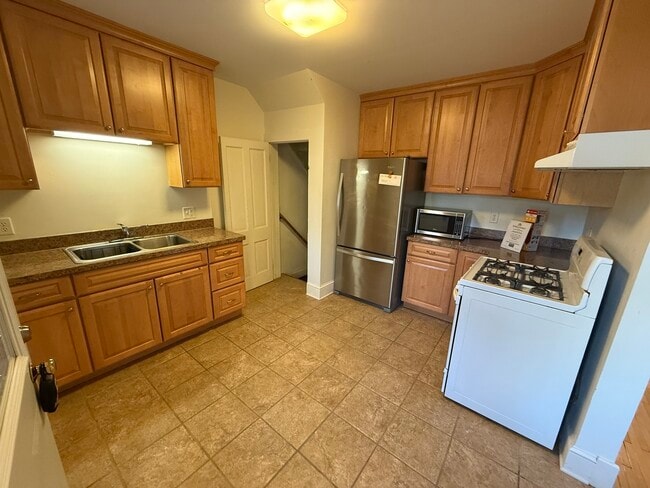 Photo - 418 N 4th St
