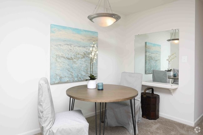 1 habitación, 1 baño - 745 pies cuadrados - Battery Heights Apartments