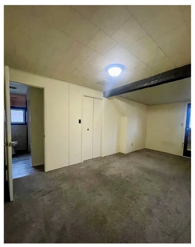 Bedroom 2 or Common Area - 407 Park Ave Unit 3