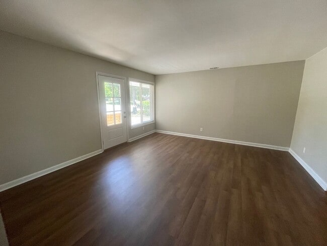 Photo - Beautiful Home in the Heart of J-Town