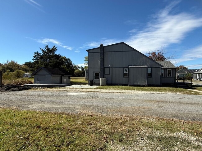 Photo - 37 Beaver Ave