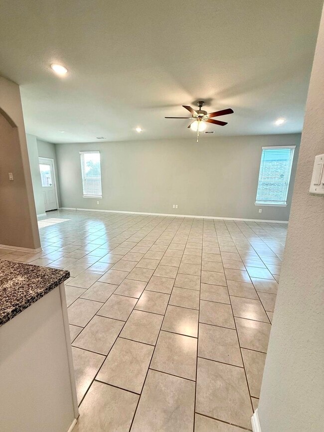 Photo - 31755 Wellington Pass