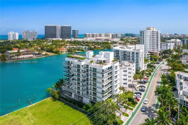 Photo - 9901 E Bay Harbor Dr Condo Unit 301-302