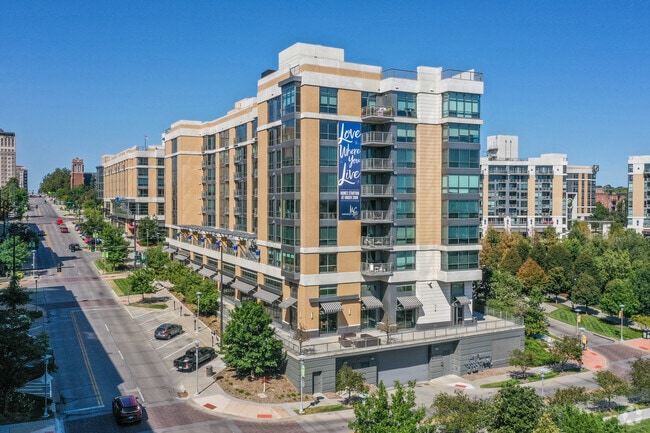Photo - Midtown Crossing Apartments