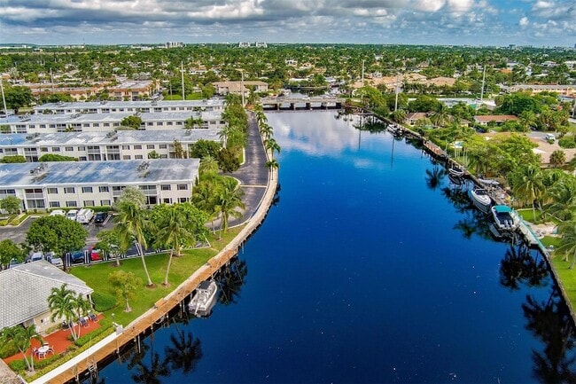 Photo - 140 Cypress Club Dr Unidad 414