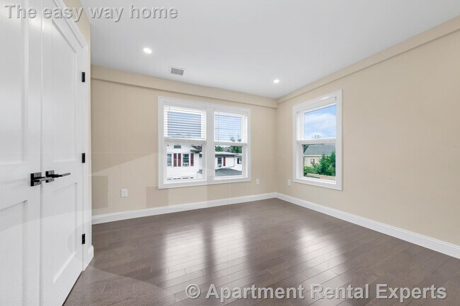 Photo - 73-75 Lexington St Unit #2