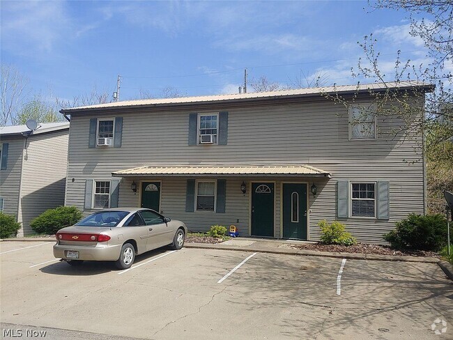 Building Photo - 8 Sunrise Dr Rental