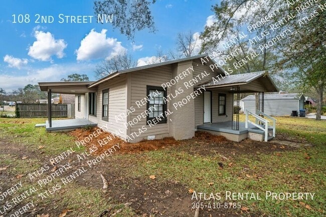 Photo - 108 2nd St NW