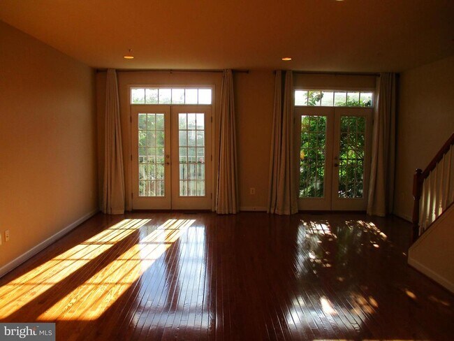 Photo - 2144 Little Sorrel Way