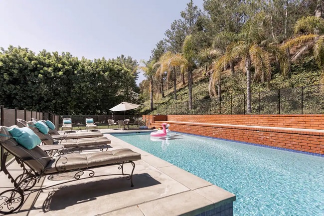 Building Photo - 17133 Adlon Rd