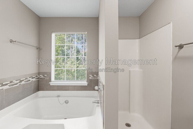 Photo - 4263 Waylon Dr