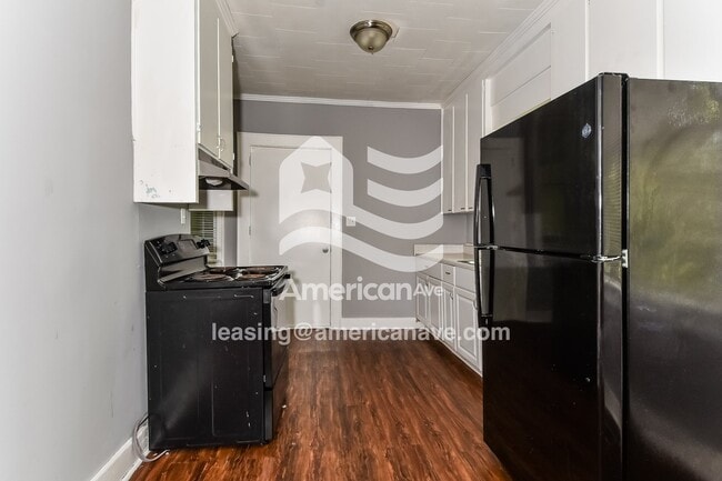 Photo - 204 S Adair St