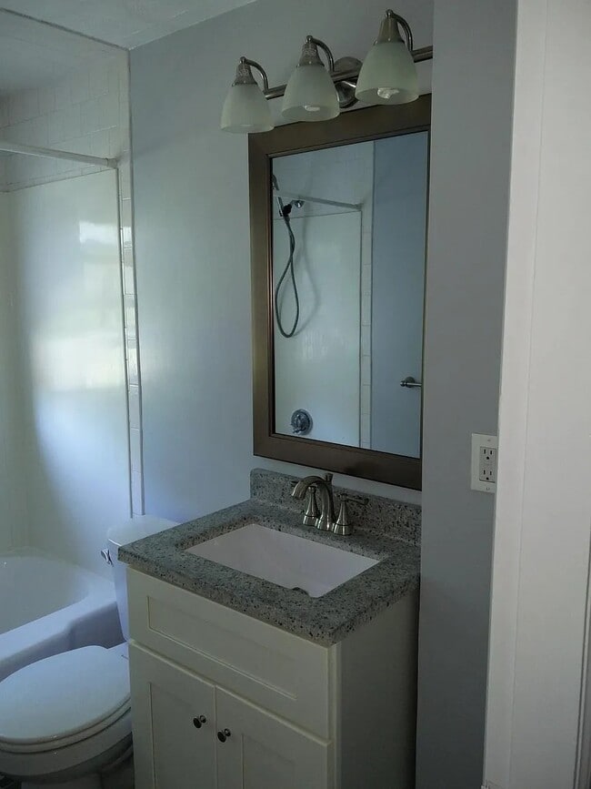 Photo - 37 Walworth St Unidad 37 Walworth