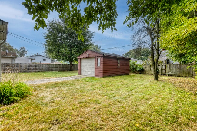 Photo - 1234 E Elza Ave