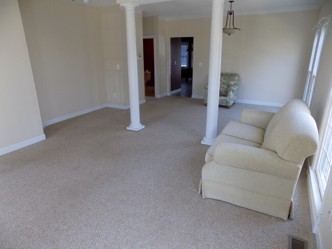 Photo - 7267 Sallie Collins Dr Unidad House