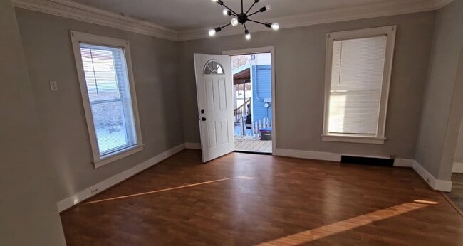 1209 Cleveland Ave Unit Lower