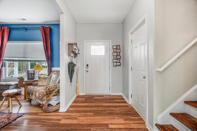 Photo - 4882 Elmhurst Ave