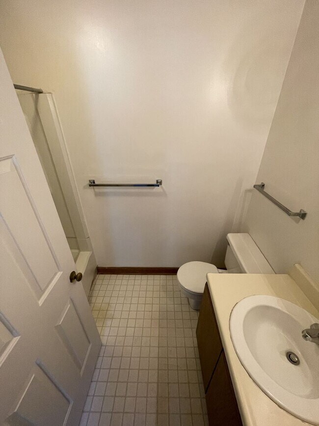 Photo - 1 Bedroom 1 Bathroom Condo!