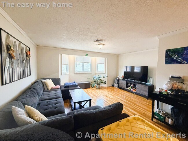 Photo - 618 Boston Ave Unit #4E