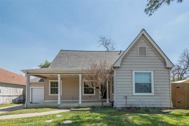 Photo - 1109 Dismuke St House