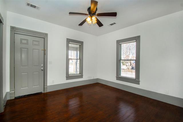 Photo - 108 W Haning St