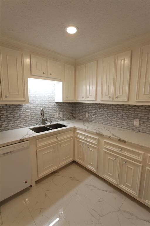 Photo - 6529 Schiller St