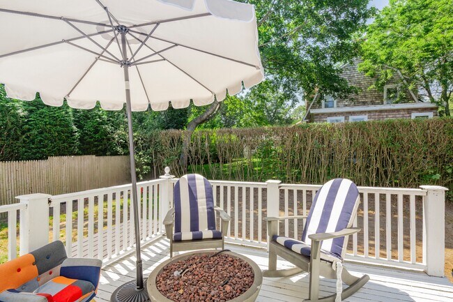 Photo - 15 Indian Hill Rd