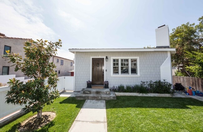 Photo - 1701 Monterey Blvd