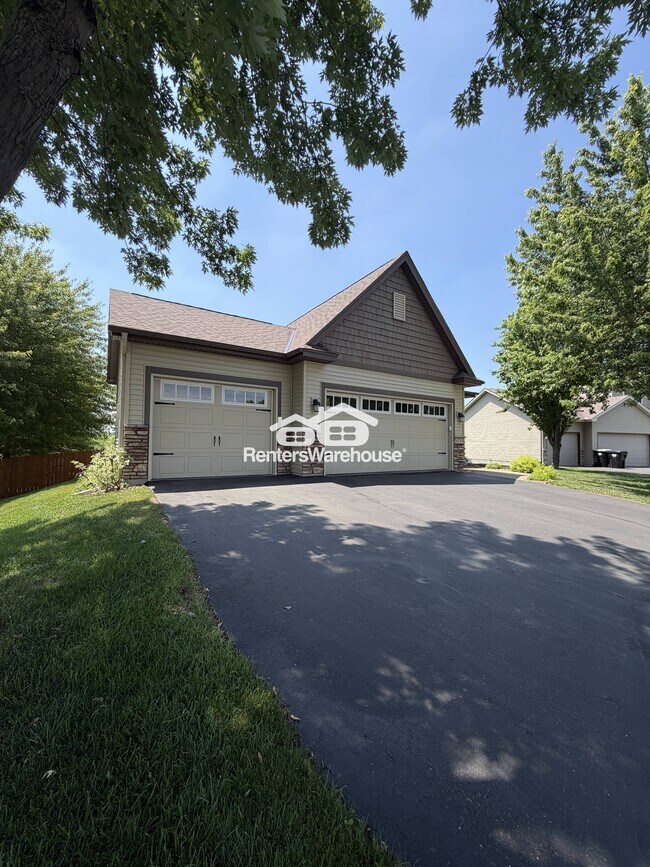 Photo - 16784 Olivine St NW