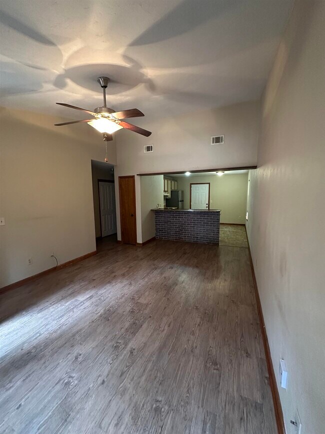 Photo - 2339 Hartsfield Way