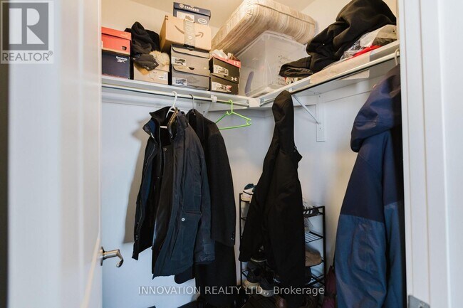 Photo - 108 Parnian Private