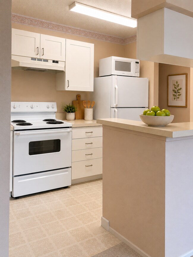 Photo - 1/1 3rd Floor with private balcony in gated community across from Altamonte Mall Unit 306