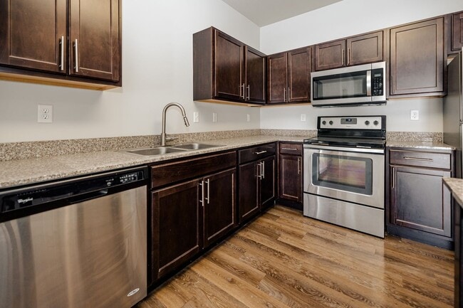 Photo - Kascade Place Apartments