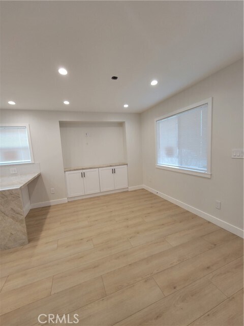 Photo - 1916 257th St