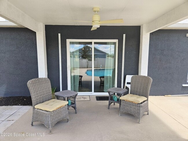 Photo - 4855 Balfern St
