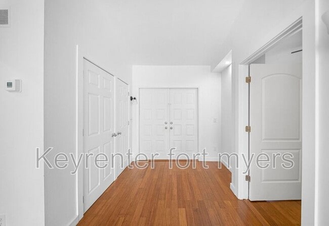 Photo - 4779 Lakewood Blvd