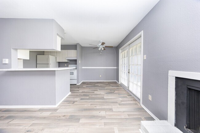 13480 S Thorntree Dr Unit 1206