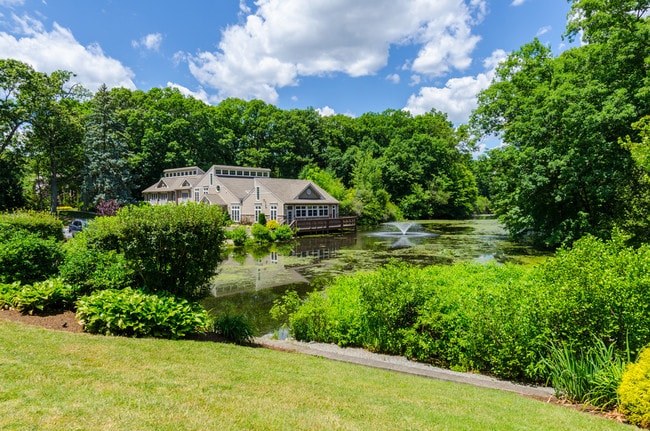 Building Photo - Cowesett Hills Rental