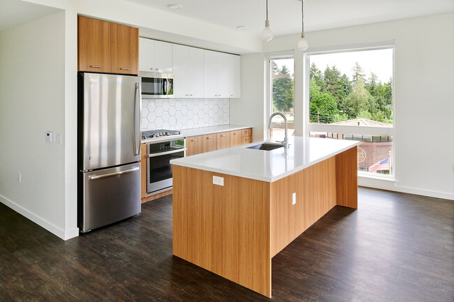 Multnomah Station Apartments kitchen - Multnomah Station Apartments