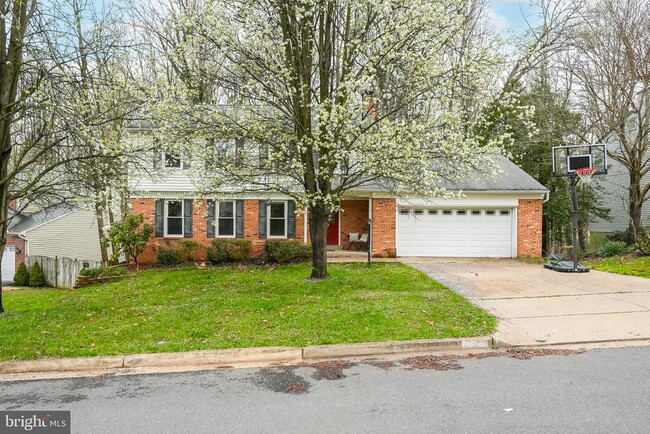 Photo - 4230 Avon Dr House